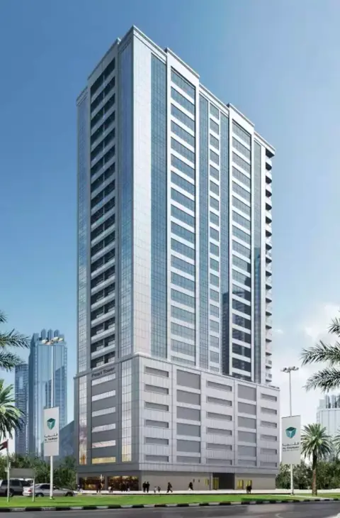 Pearl Tower in Al Khan, Sharjah, foto 2